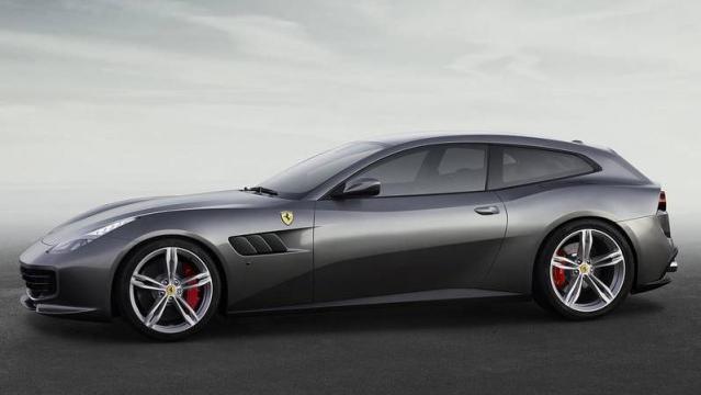 Ferrari GTC4Lusso laterale