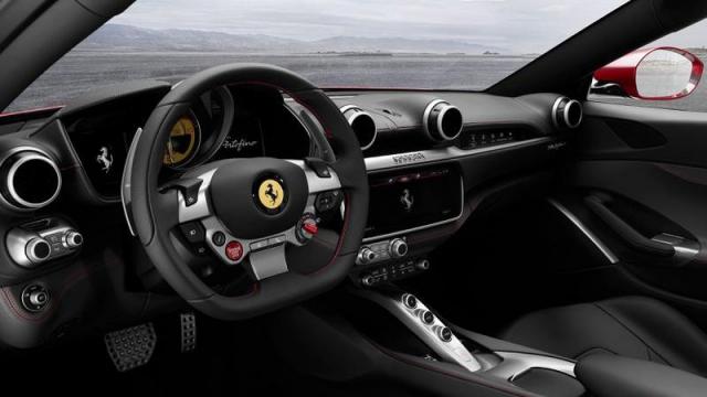 Ferrari Portofino interni