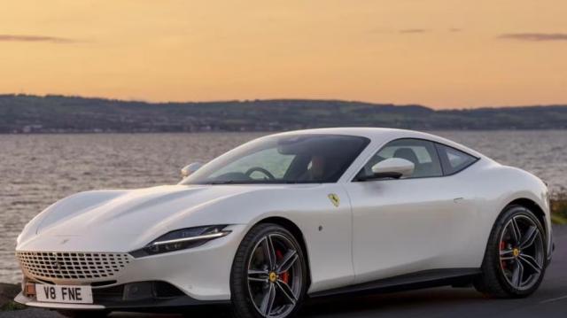 Ferrari Roma ambiente