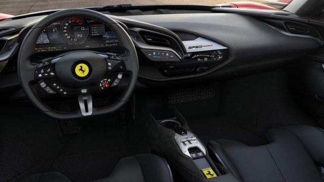 Ferrari SF90 Stradale interni