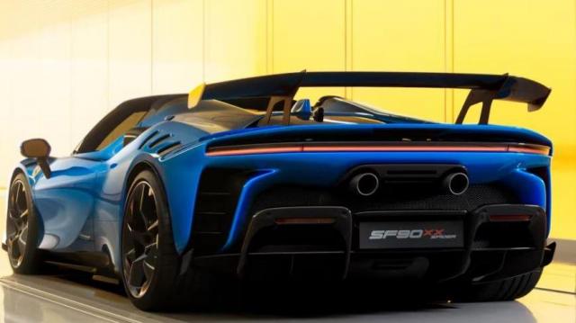 Ferrari SF90 XX Spider posteriore