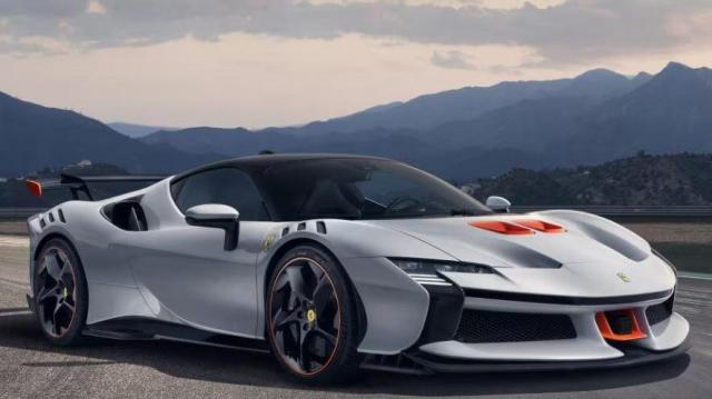 Ferrari SF90 XX Stradale ambiente
