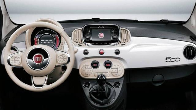 FIAT 500 interni