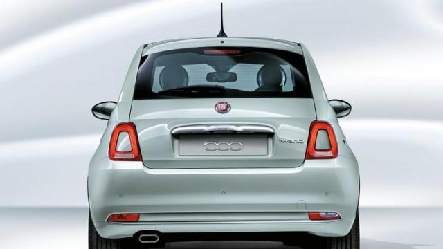 FIAT 500 ibrida posteriore