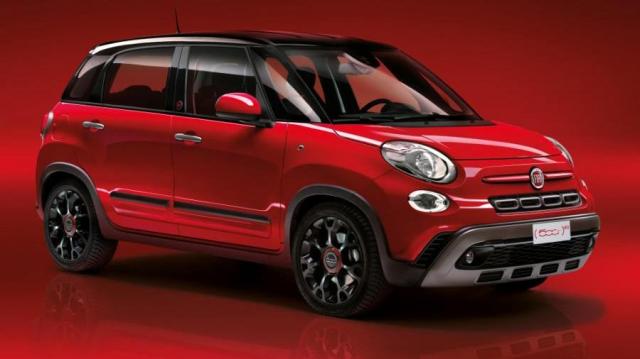 Fiat 500 L rossa