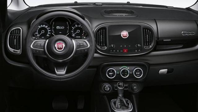 FIAT Nuova 500L Cross interni