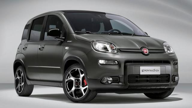 FIAT Panda Sport tre quarti anteriore