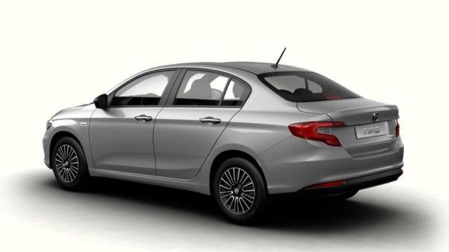 FIAT Tipo 4 porte tre quarti posteriore