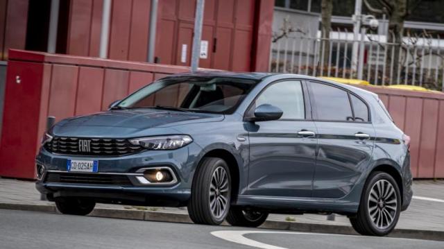Fiat tipo 5 porte movimento