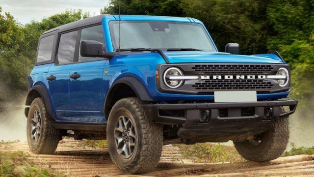 Ford Bronco anteriore