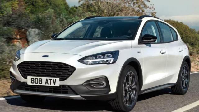 Ford Focus Active strada