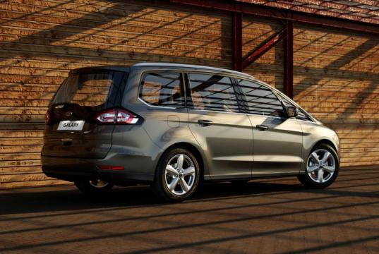 Ford Galaxy fiancata