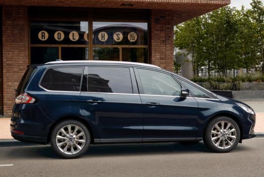 Ford Galaxy laterale destro