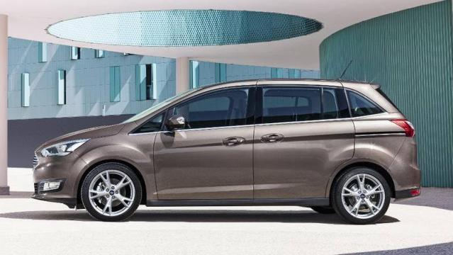 Ford C-Max 7 posti 4