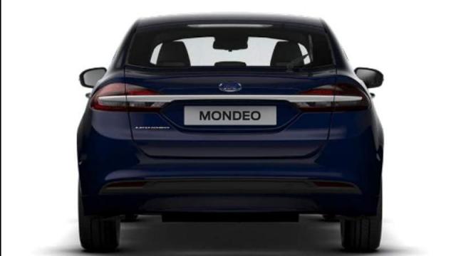 Ford Nuova Mondeo 4 porte anteriore 1