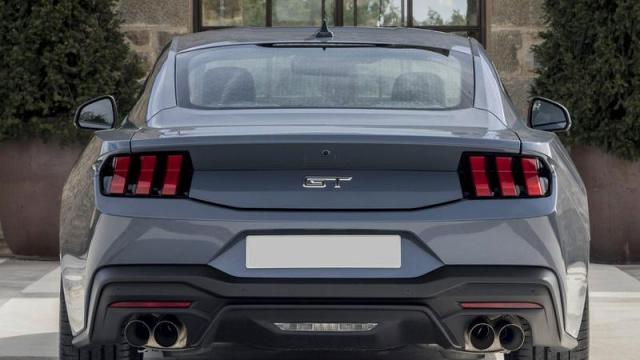 Ford Mustang Fastback posteriore