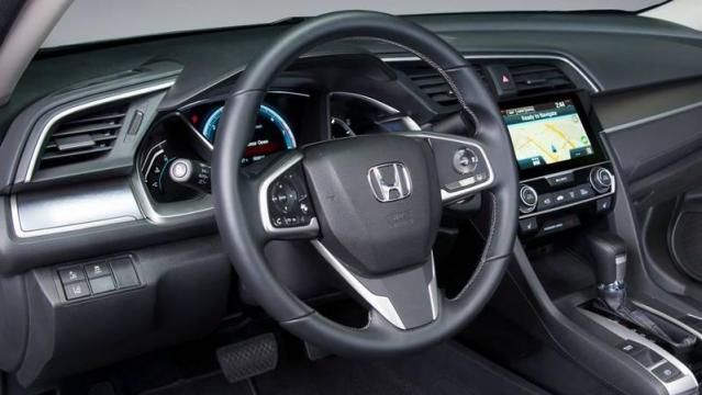 Honda Nuova Civic 4 porte interni