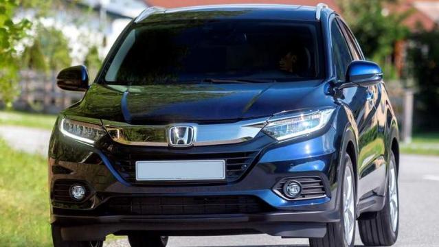 Honda Nuova HR-V tre quarti anteriore 1