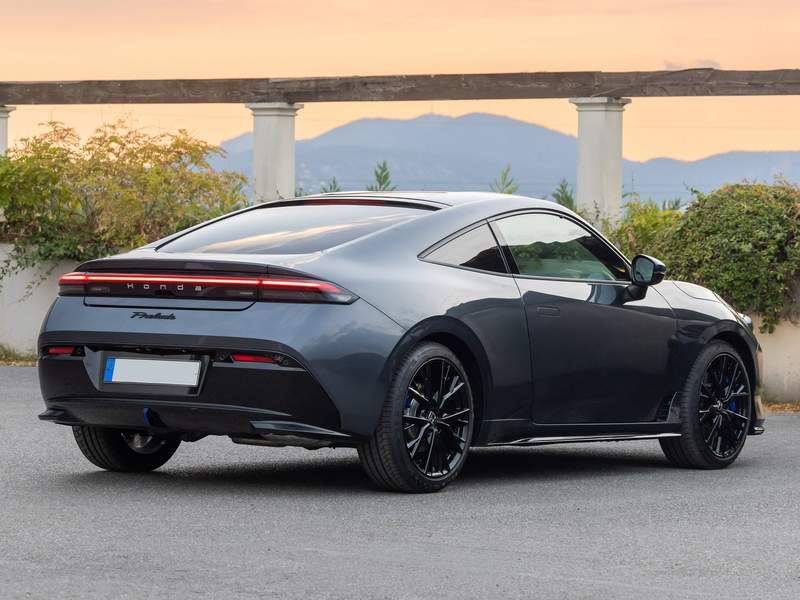 Honda Prelude posteriore