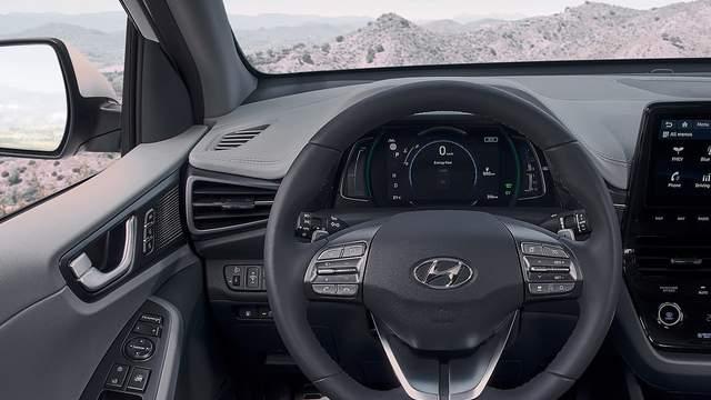 Hyundai IONIQ interni