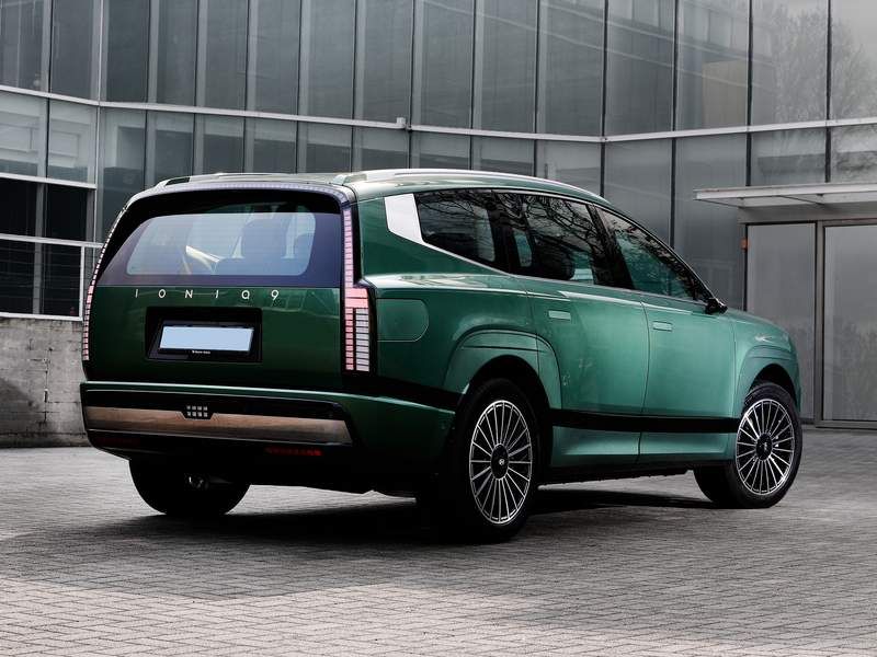 Hyundai IONIQ 9 posteriore