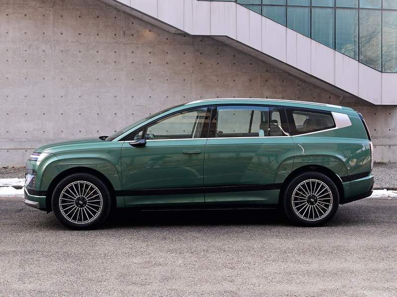 Hyundai IONIQ 9 profilo