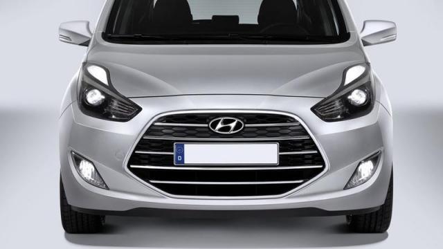 Hyundai ix20 anteriore 1