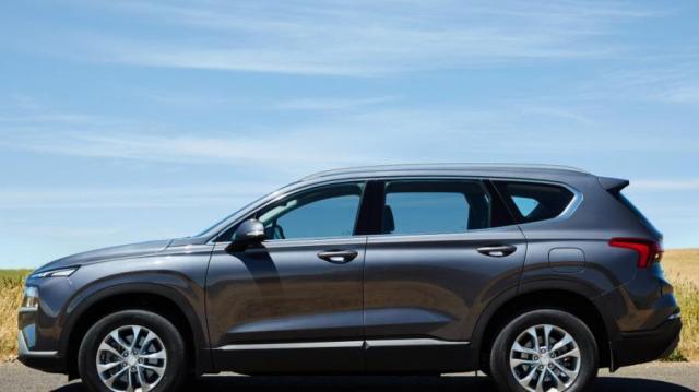 Hyundai Santa Fe profilo