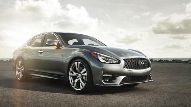 Infiniti Q70