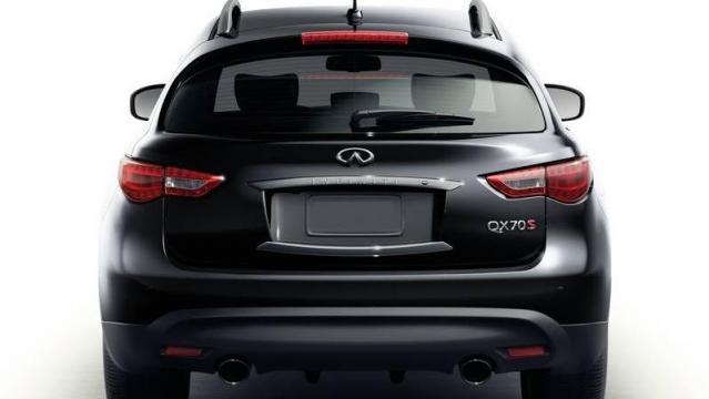 Infiniti QX70 esterno 4