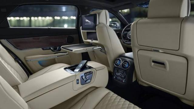 Jaguar XJ interni 2