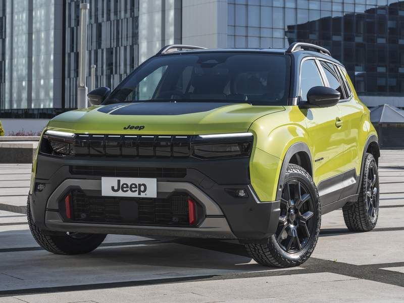Jeep Avenger 4xe Hybrid anteriore