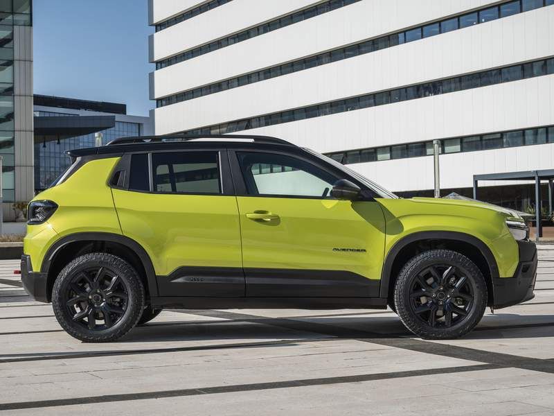 Jeep Avenger 4xe Hybrid profilo