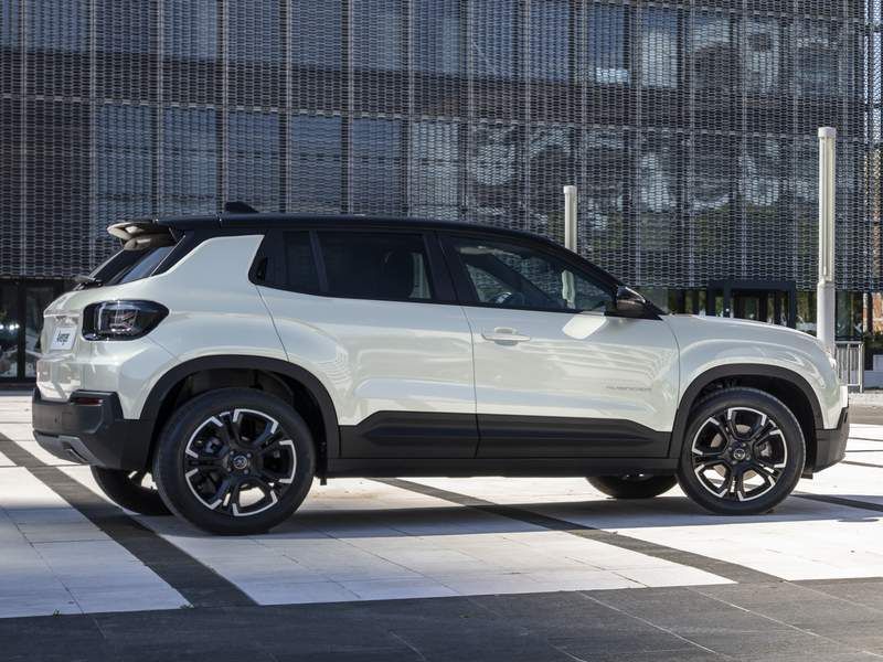 Jeep Avenger profilo