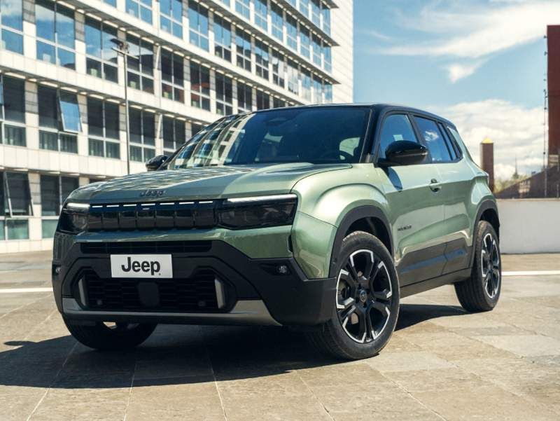Jeep Avenger e-Hybrid anteriore