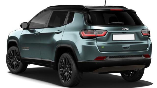 Jeep Compass e-Hybrid tre quarti posteriore