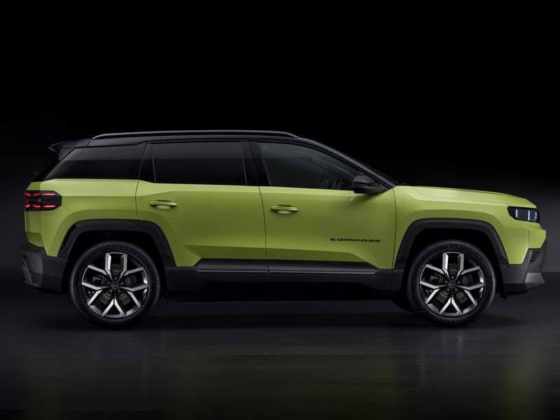 Jeep Compass E-Hybrid Plug-In profilo