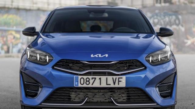 Kia Ceed blu