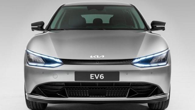 KIA Nuova EV6 anteriore