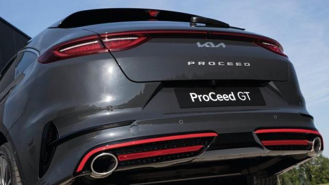 KIA ProCeed posteriore