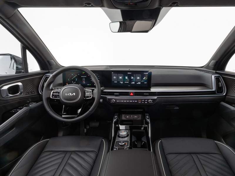KIA Sorento Plug-in Hybrid 1