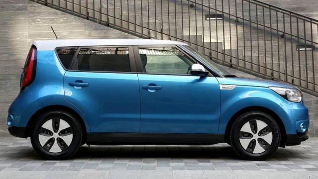 KIA Soul EV profilo