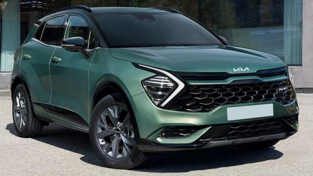 KIA Sportage tre quarti anteriore