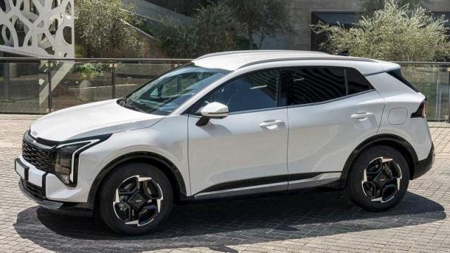 KIA Nuovo Sportage profilo