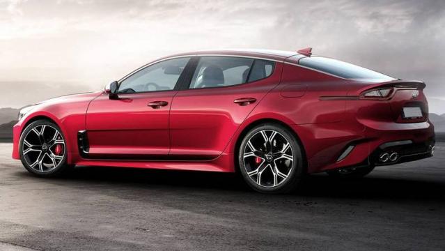 Kia Stinger immagine