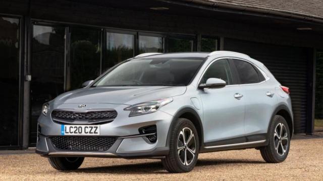 Kia Xceed PHEV profilo