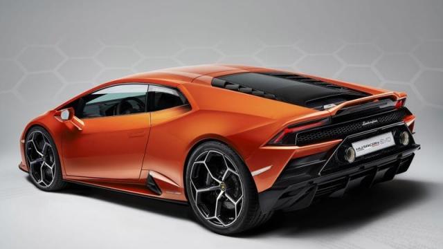 Lamborghini Huracan posteriore 1