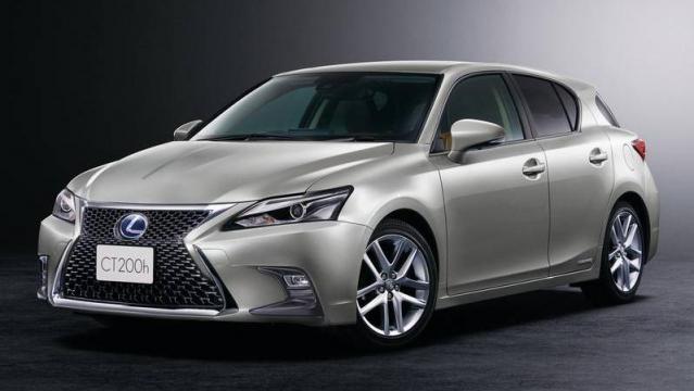 Lexus Nuova CT Hybrid anteriore facelift