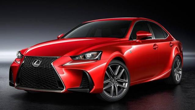 Lexus IS Hybrid anteriore