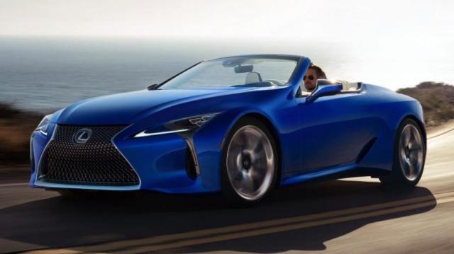 Lexus LC Convertible fronte blu